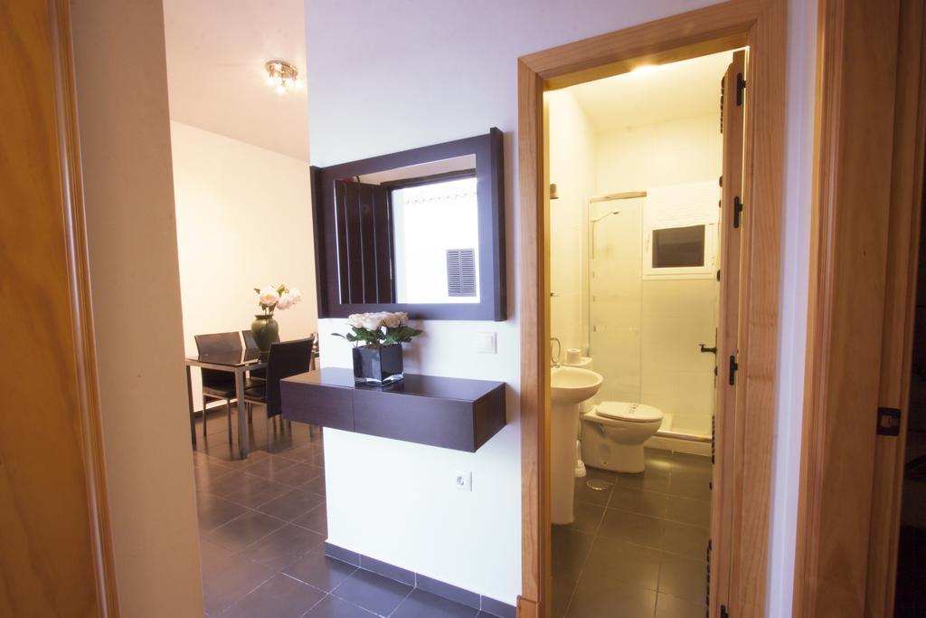 Apartamentos Puerta Sierra ปูเอร์โต เซร์ราโน ภายนอก รูปภาพ
